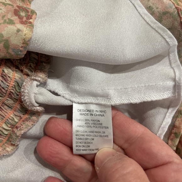 YUMI KIM Angel Eyes Clover Top Blush Floral Ruffle Smocked Waist Peplum Size L - Picture 8 of 13